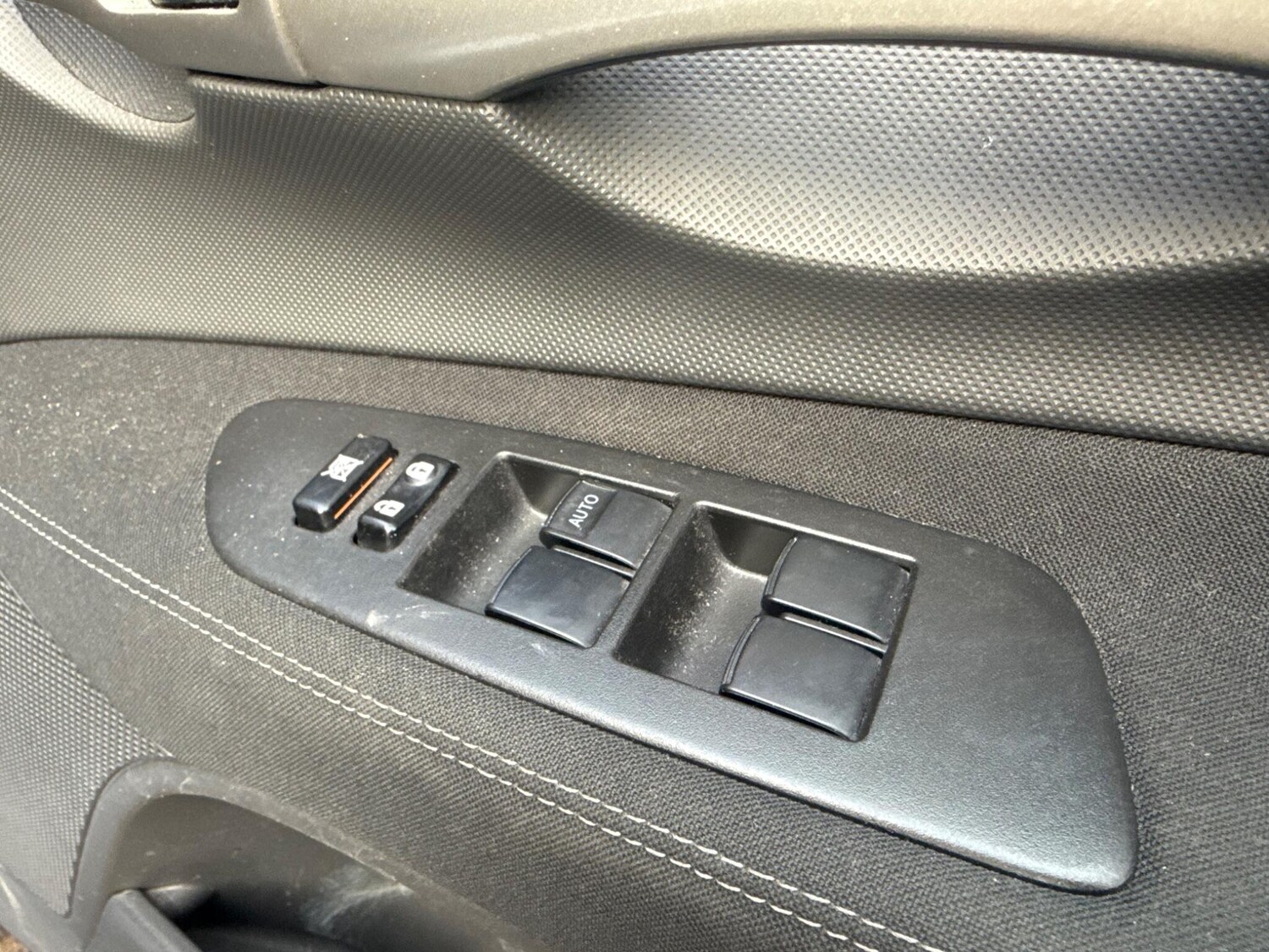 Used Toyota Auris 2010 for sale - 76926202: Photo 43