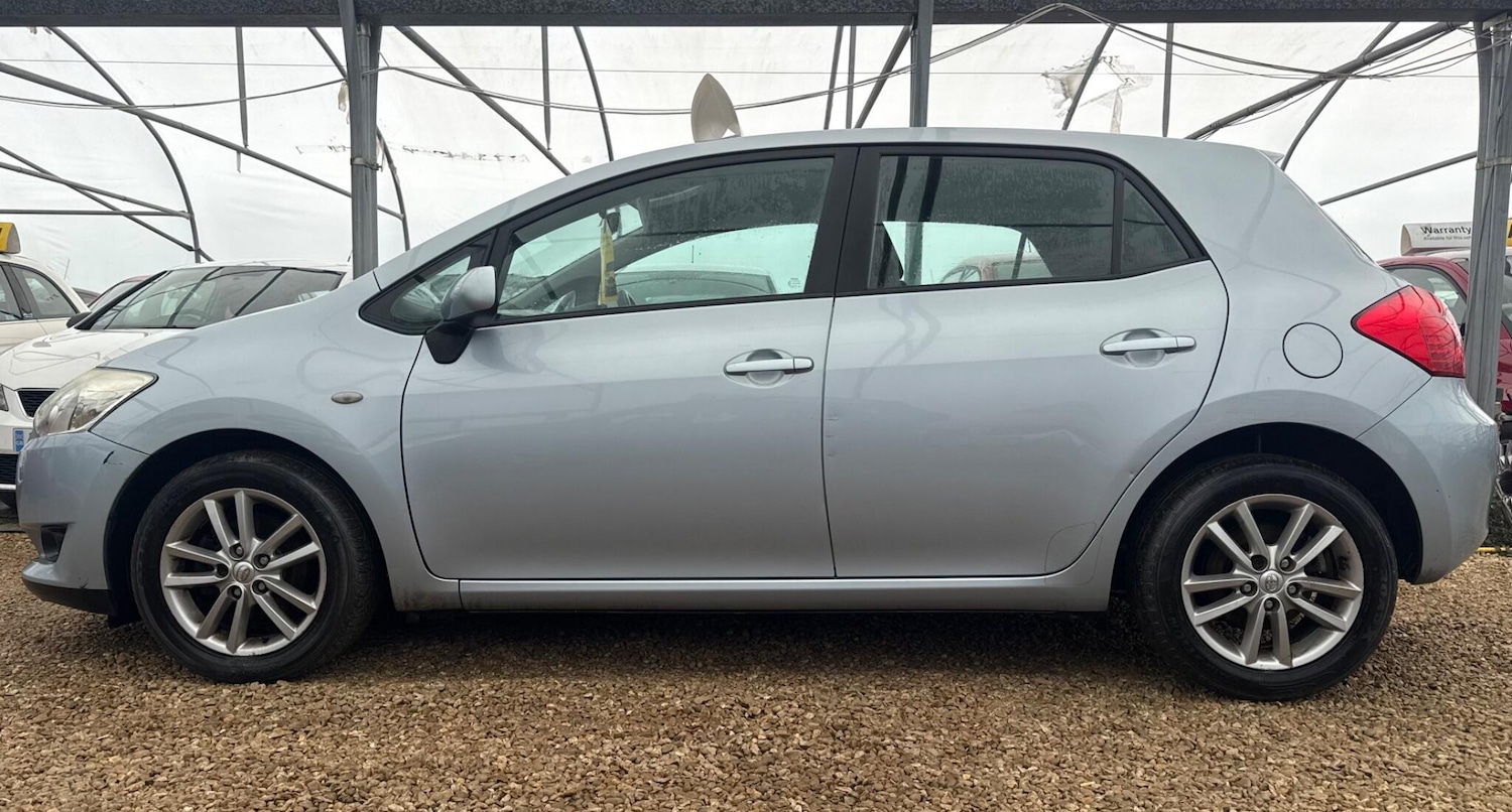 Used Toyota Auris 2010 for sale - 76926202: Photo 7