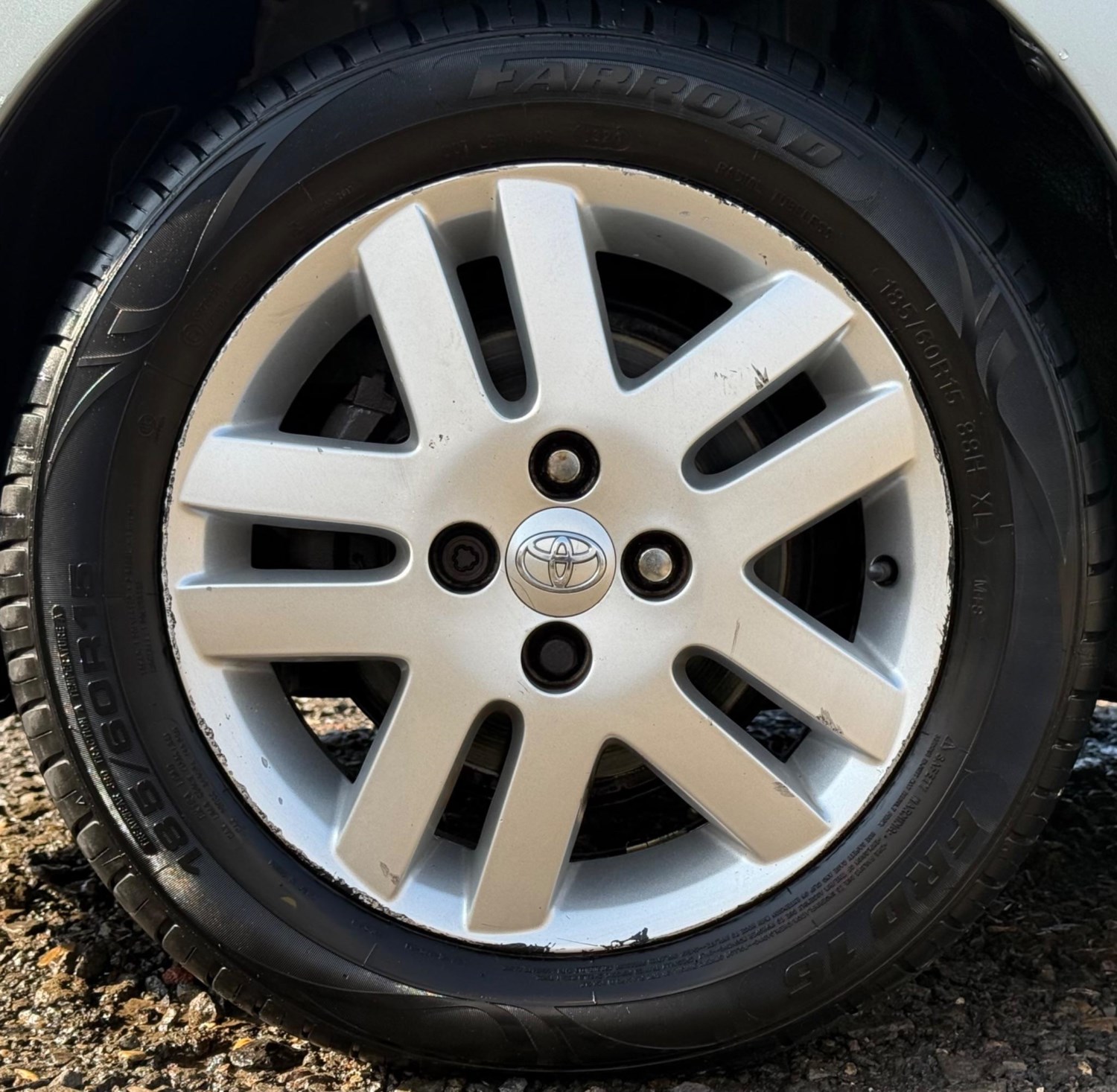 Toyota Yaris (08) - 1.3 VVT-i TR 3dr - Image 28