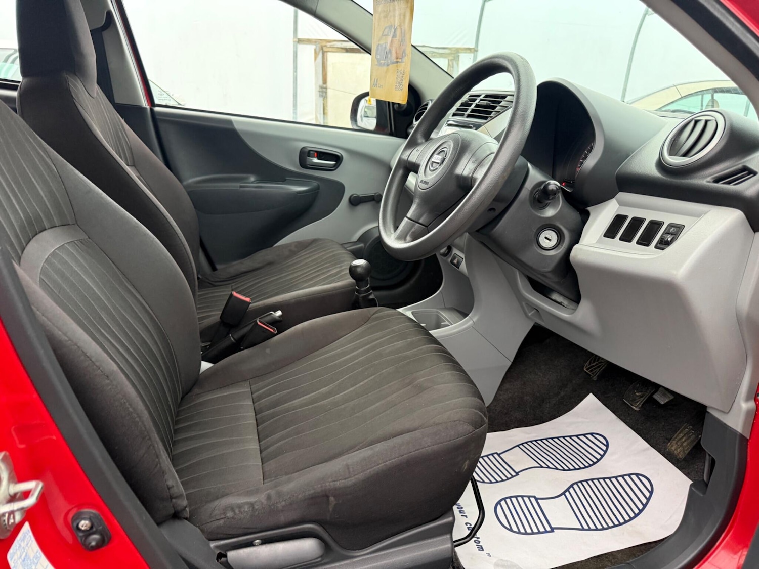 Used Nissan Pixo 2011 for sale - 76965518: Photo 13