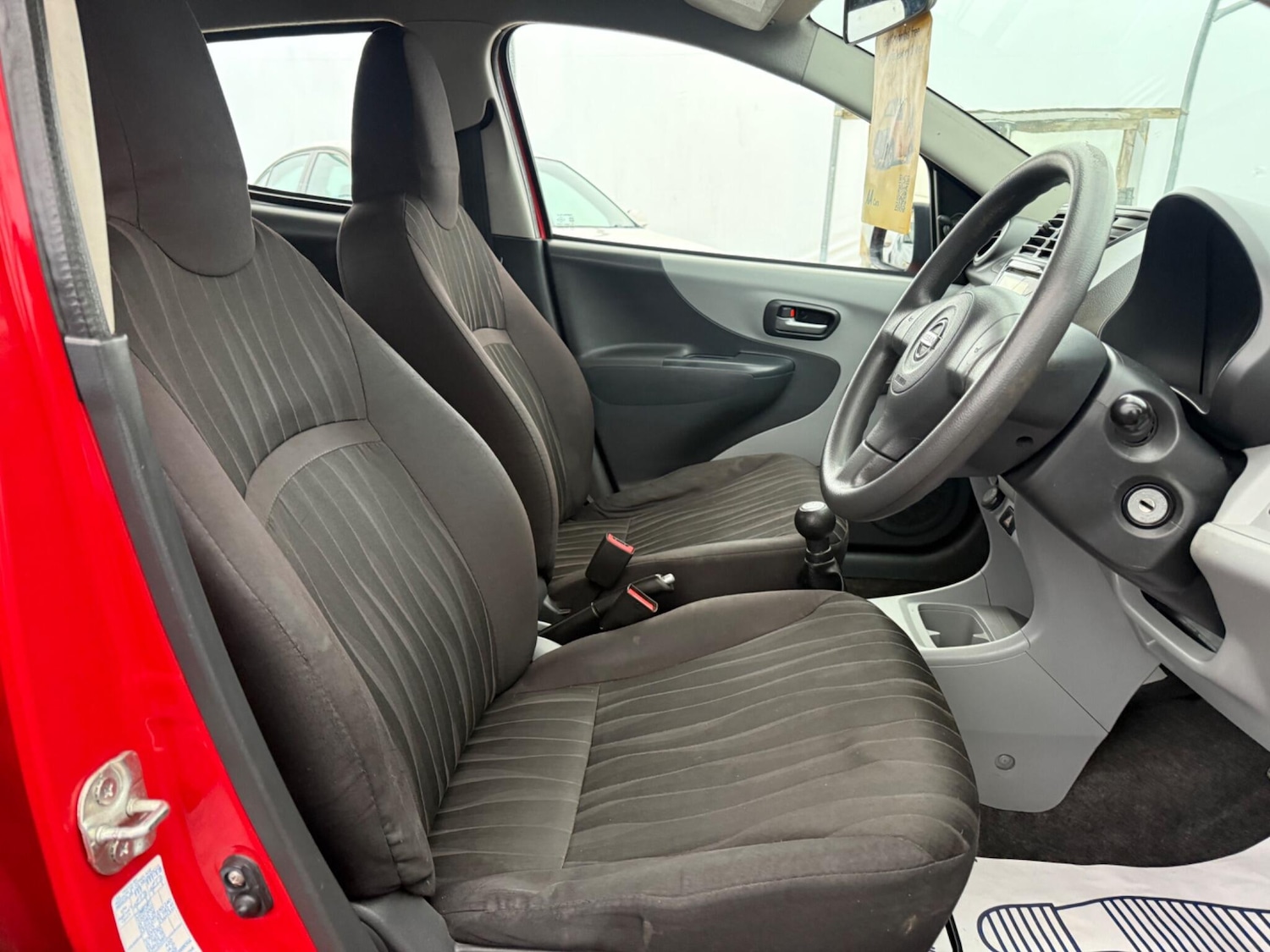 Used Nissan Pixo 2011 for sale - 76965518: Photo 44