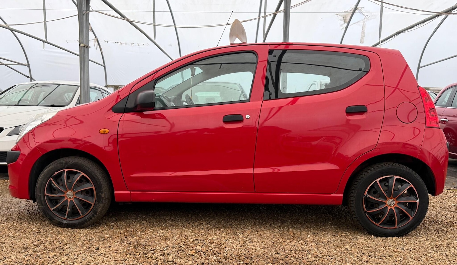 Used Nissan Pixo 2011 for sale - 76965518: Photo 7