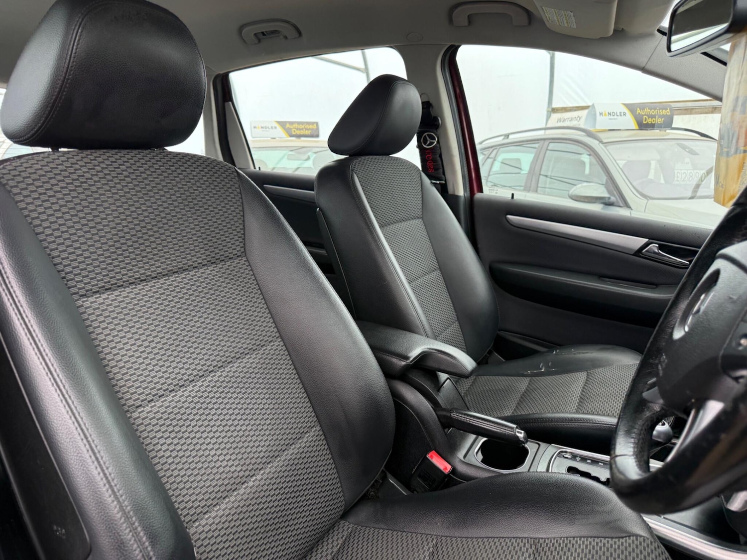 Used Mercedes-Benz B Class 2010 for sale - 78184660: Photo 15