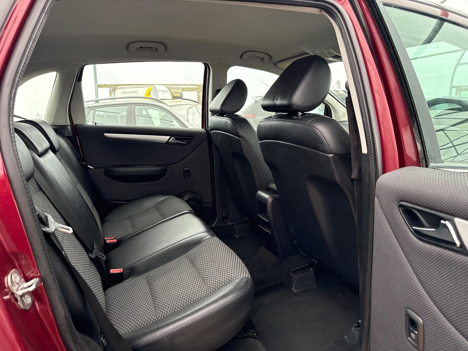 Used Mercedes-Benz B Class 2010 for sale - 78184660: Photo 18