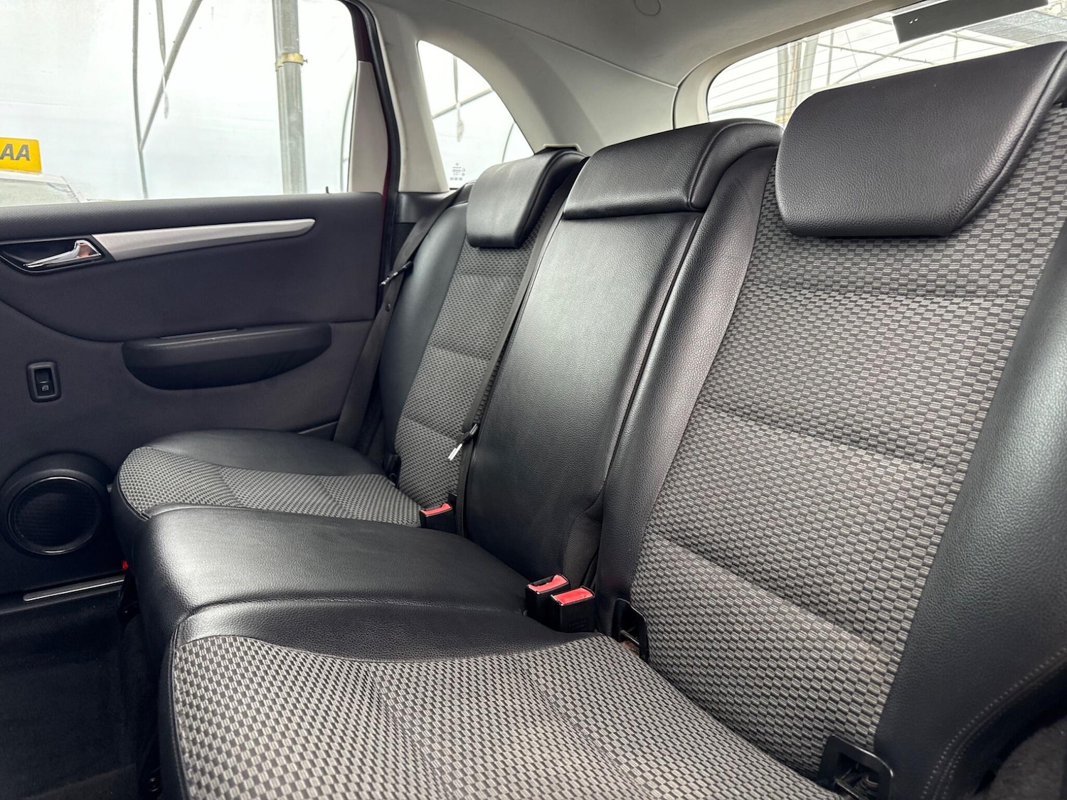 Used Mercedes-Benz B Class 2010 for sale - 78184660: Photo 51