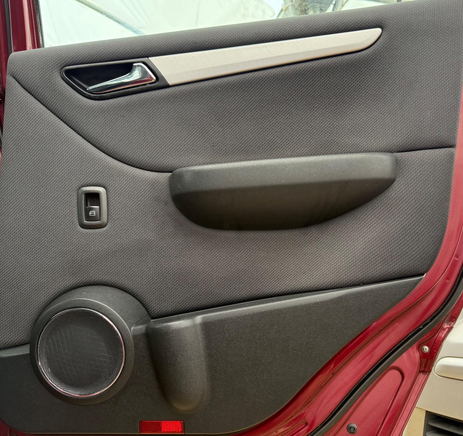 Used Mercedes-Benz B Class 2010 for sale - 78184660: Photo 64