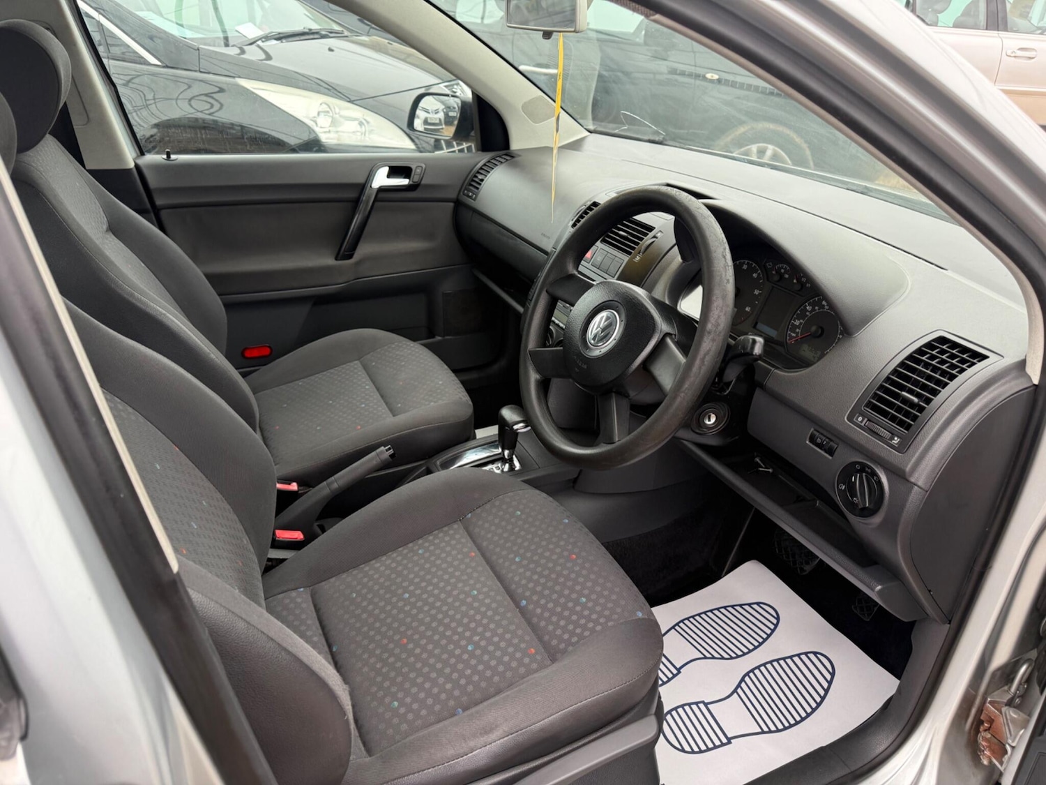 Used Volkswagen Polo 2003 for sale - 76042172: Photo 14