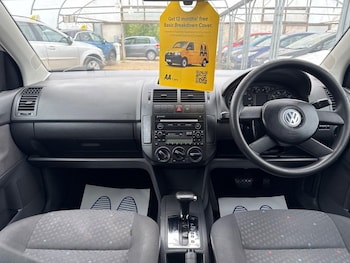 Used Volkswagen Polo 2003 for sale - 76042172: Photo