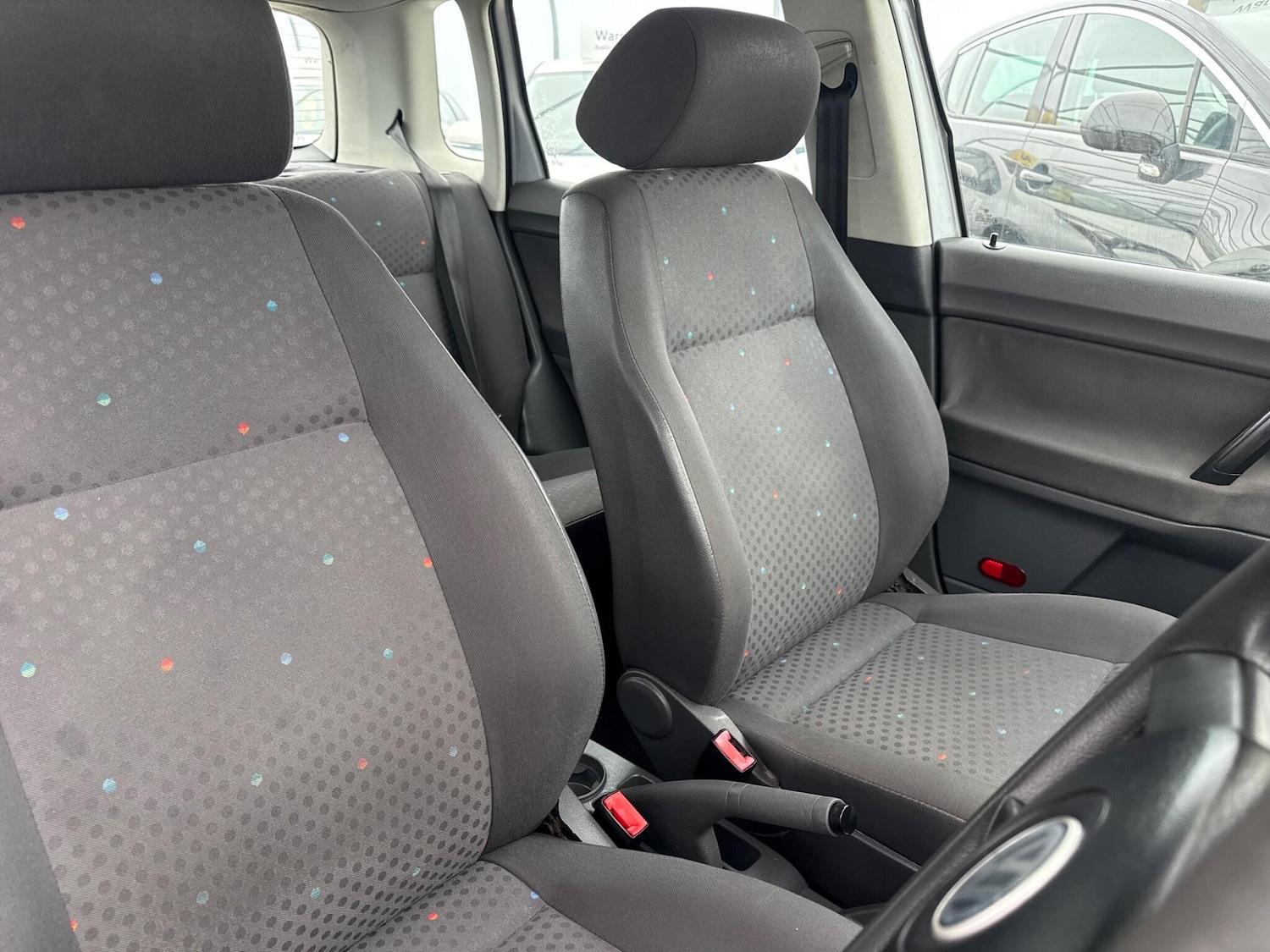 Used Volkswagen Polo 2003 for sale - 76042172: Photo 48