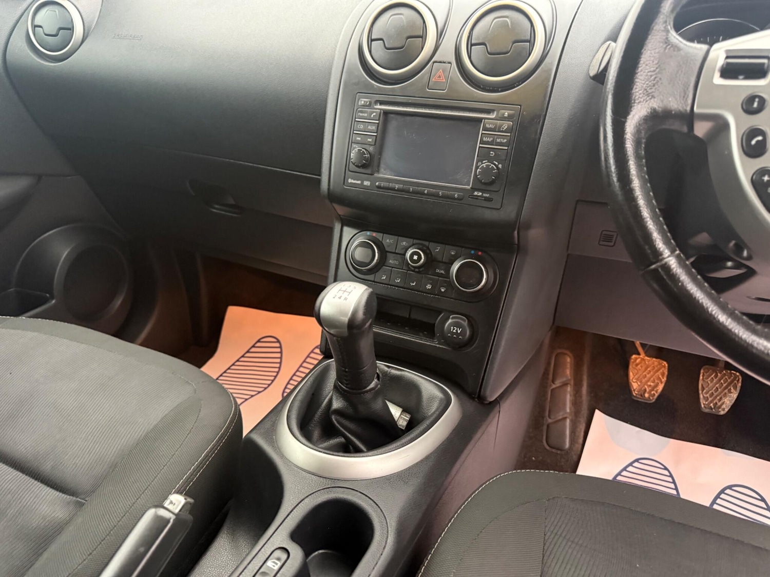 Used Nissan Qashqai 2011 for sale - 76584175: Photo 13