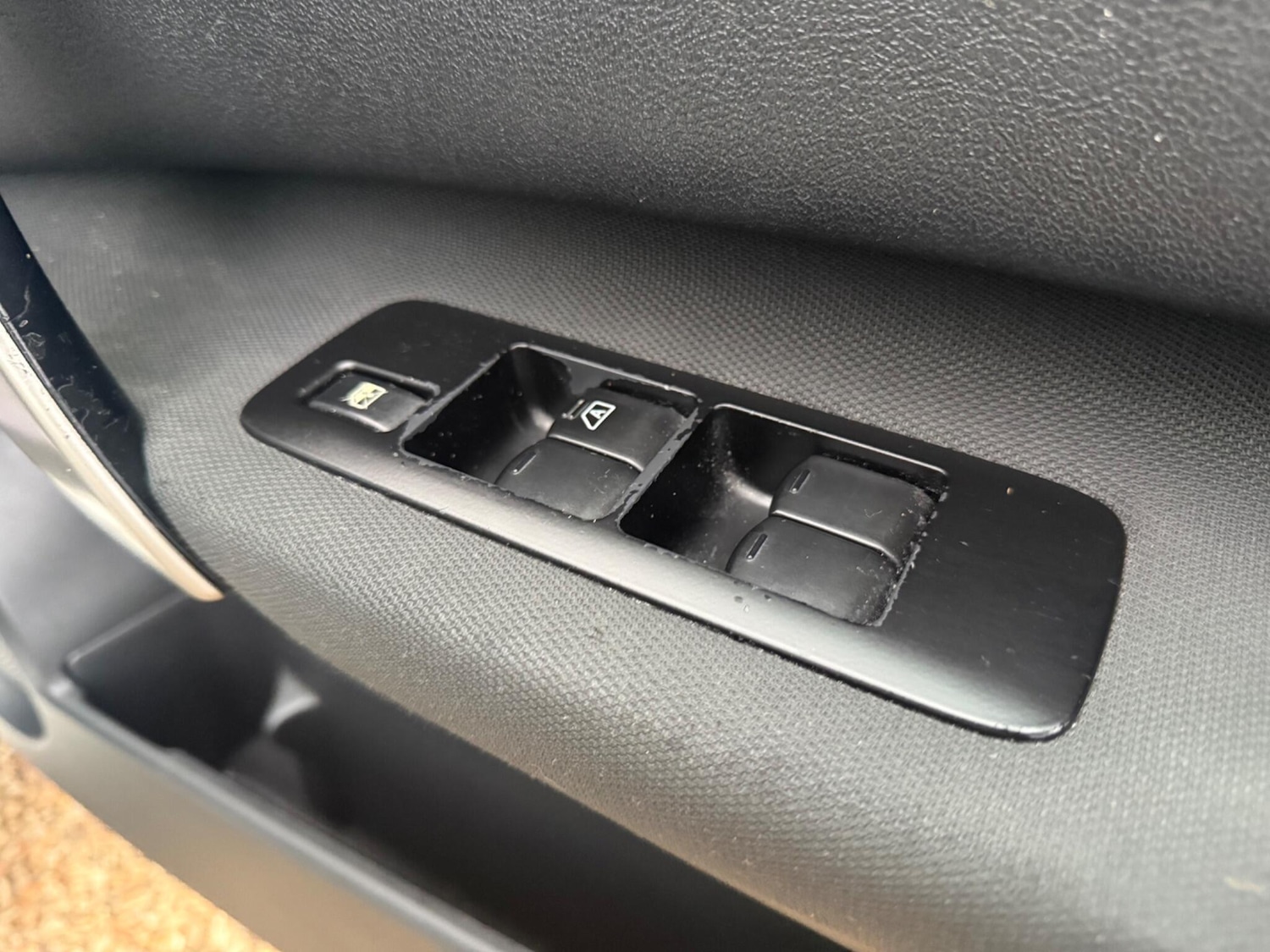 Used Nissan Qashqai 2011 for sale - 76584175: Photo 75