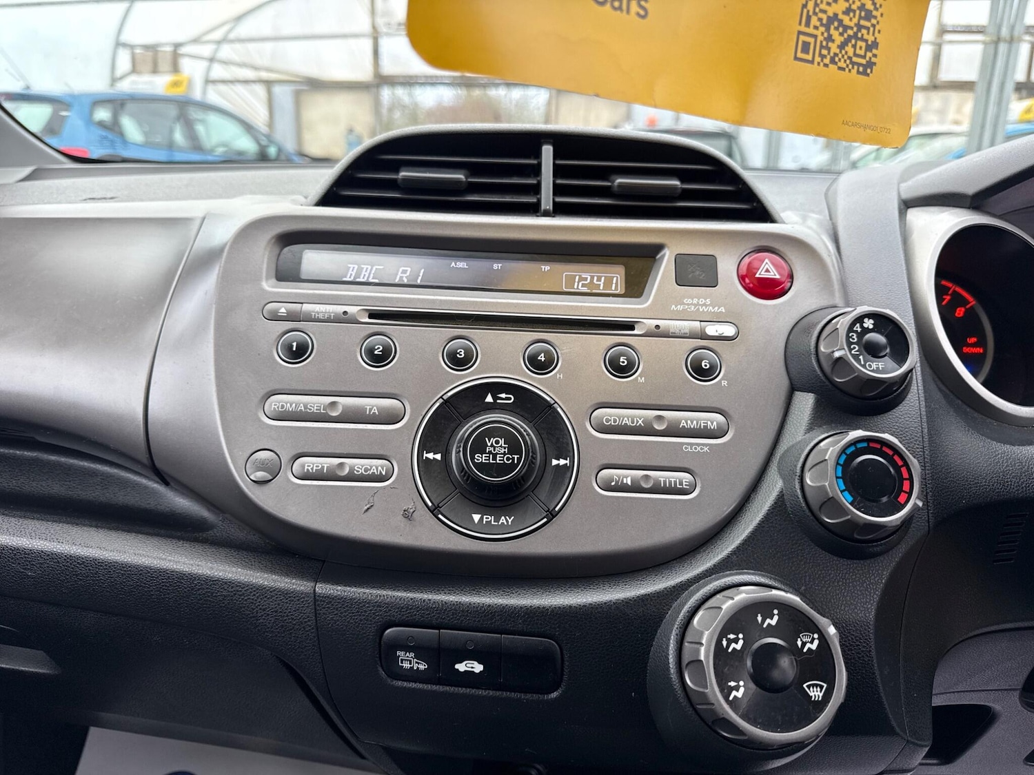 Used Honda Jazz 2009 for sale - 77612827: Photo 64