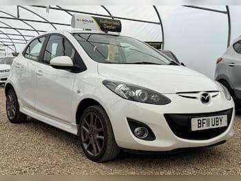 Used Mazda Mazda2 2011 for sale - 79836302: Photo