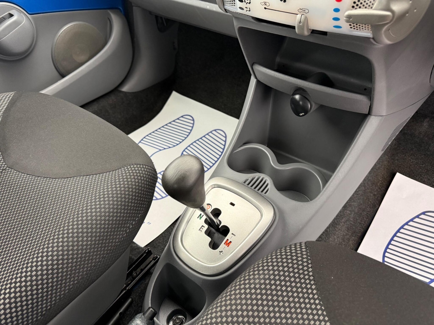 Used Toyota AYGO 2010 for sale - 76432316: Photo 13