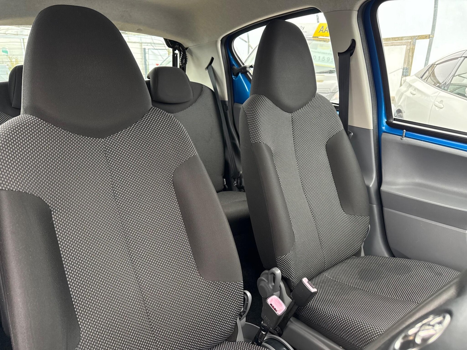 Used Toyota AYGO 2010 for sale - 76432316: Photo 16