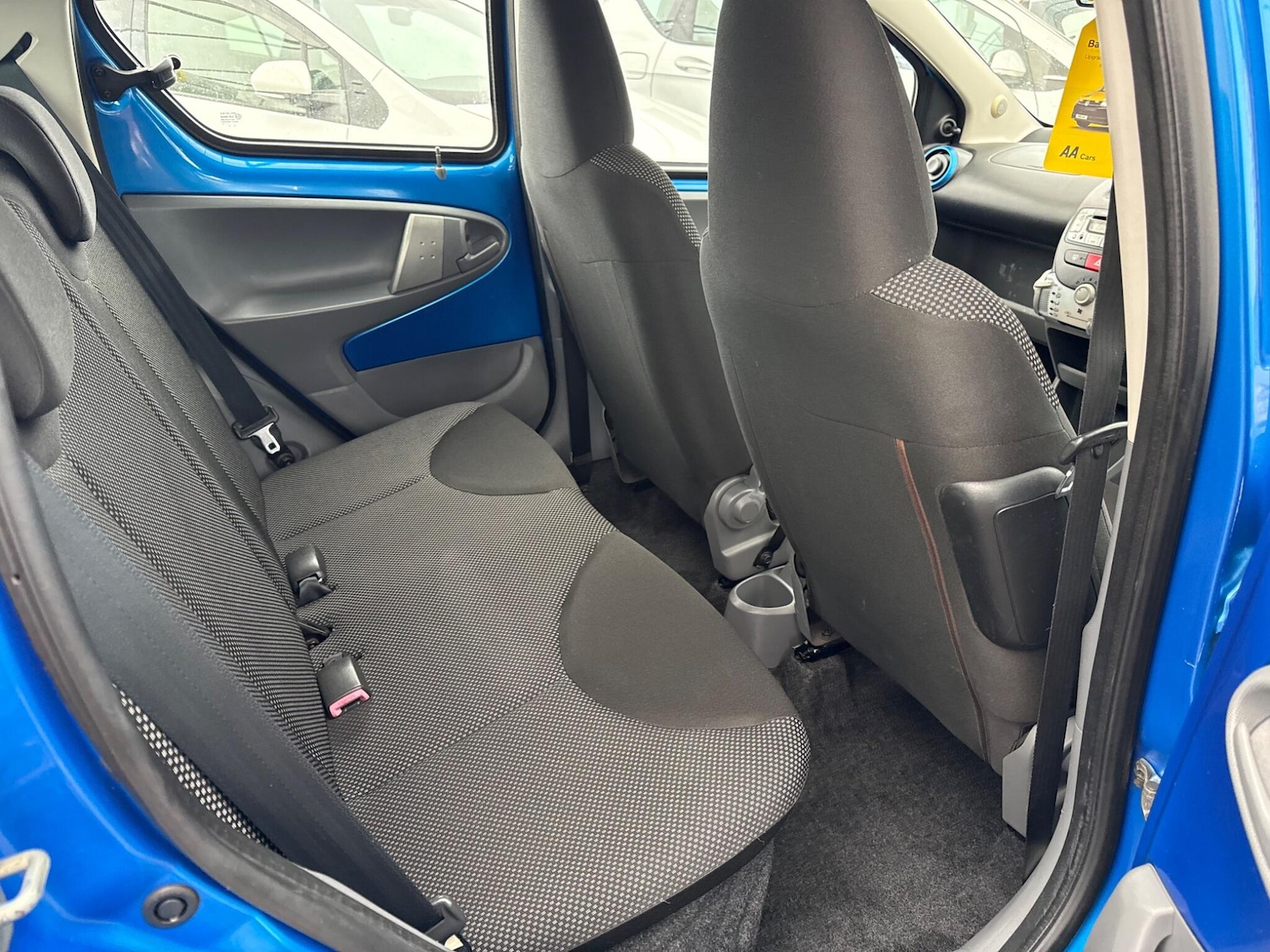 Used Toyota AYGO 2010 for sale - 76432316: Photo 18