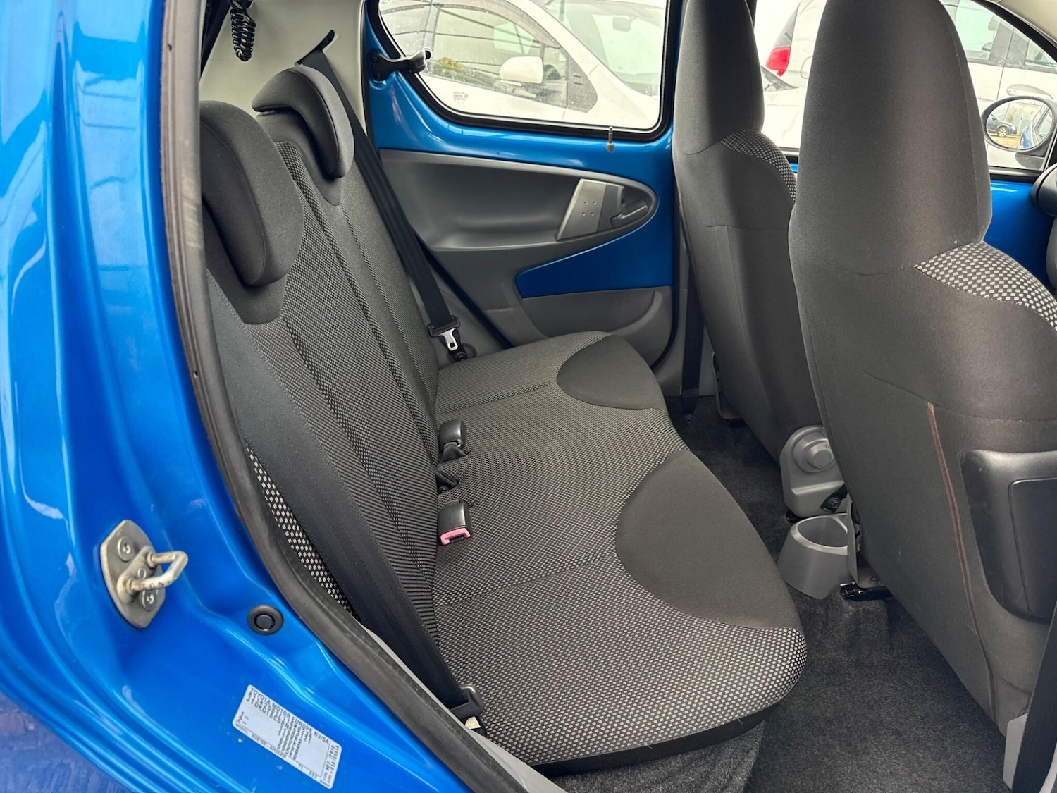 Used Toyota AYGO 2010 for sale - 76432316: Photo 49