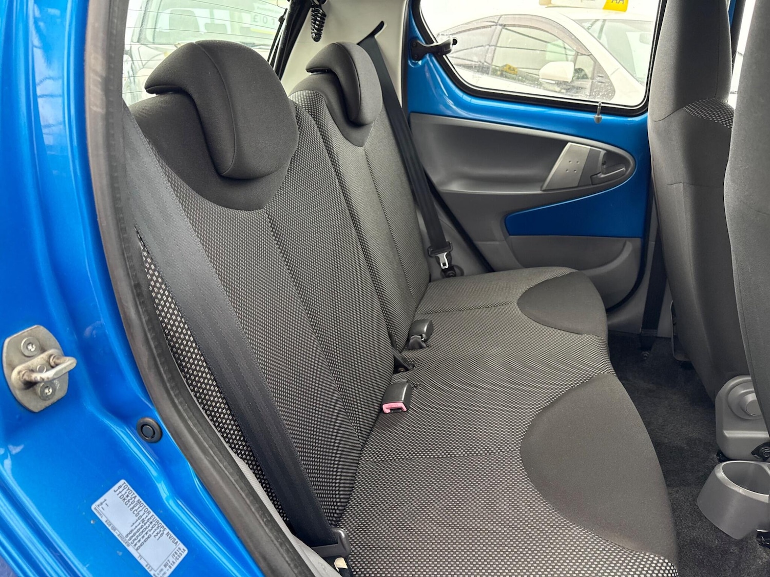 Used Toyota AYGO 2010 for sale - 76432316: Photo 50