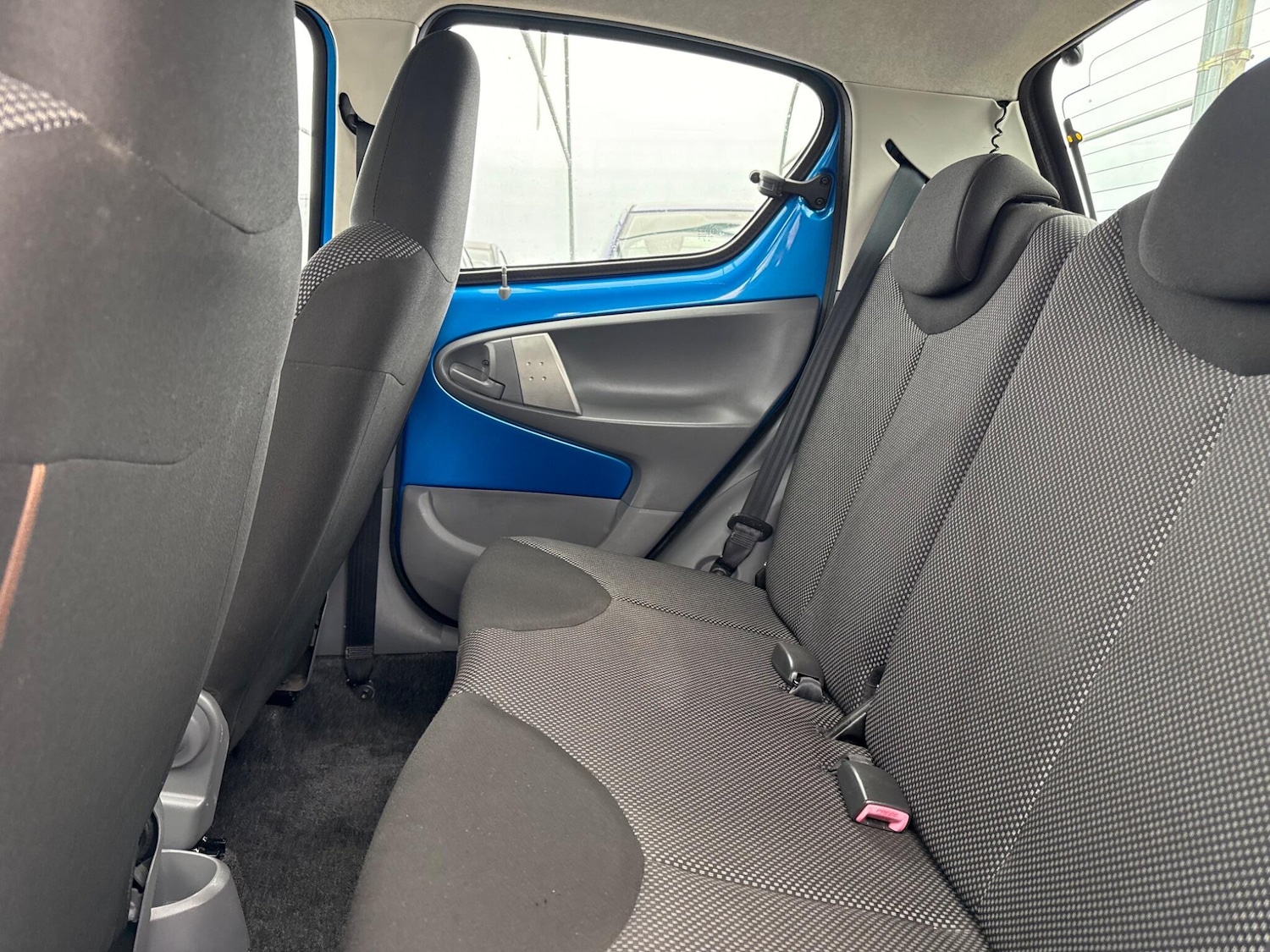 Used Toyota AYGO 2010 for sale - 76432316: Photo 56