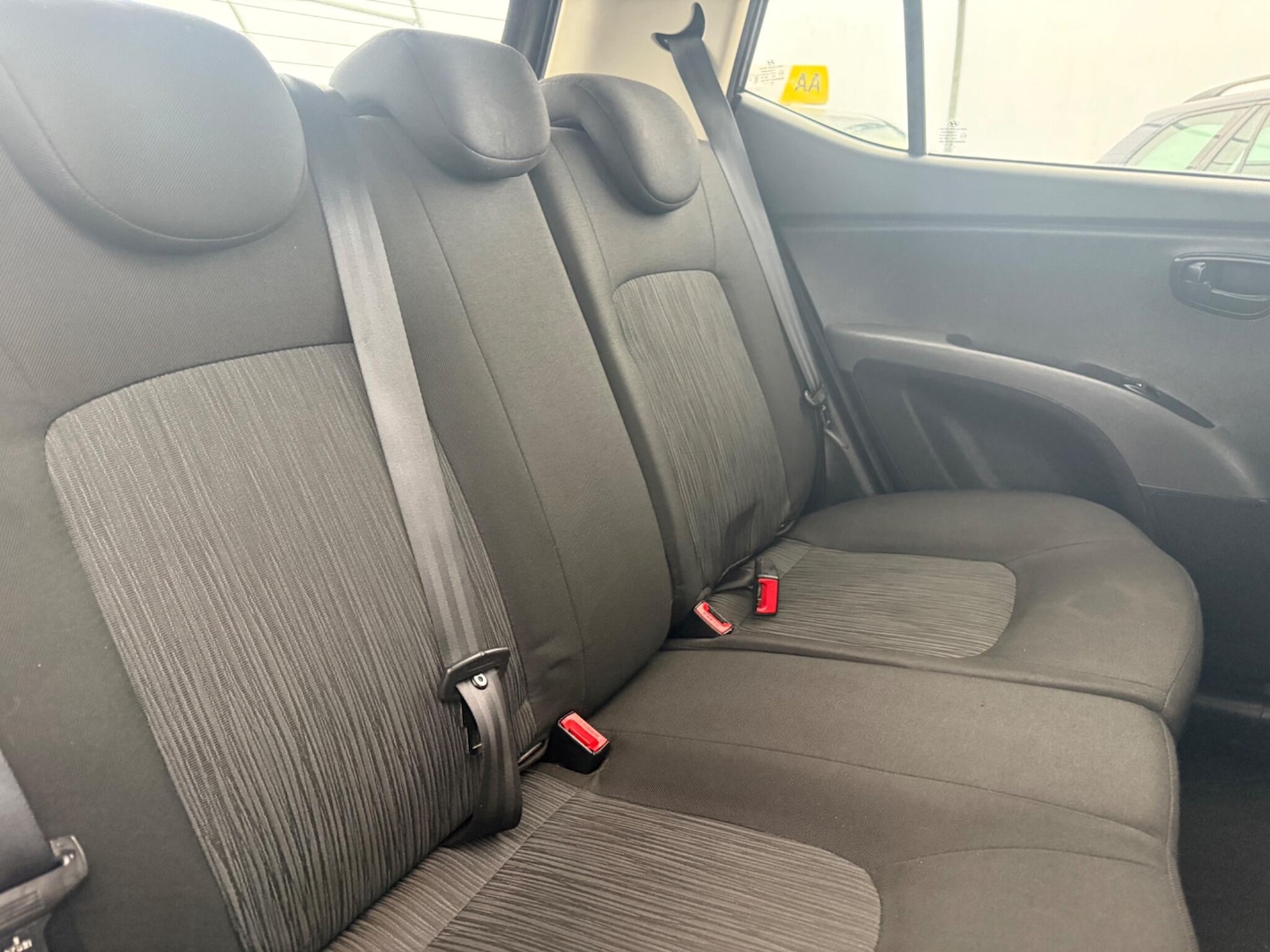 Used Hyundai i10 2013 for sale - 77898177: Photo 19