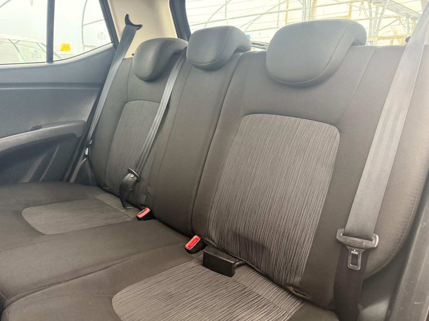 Used Hyundai i10 2013 for sale - 77898177: Photo 24