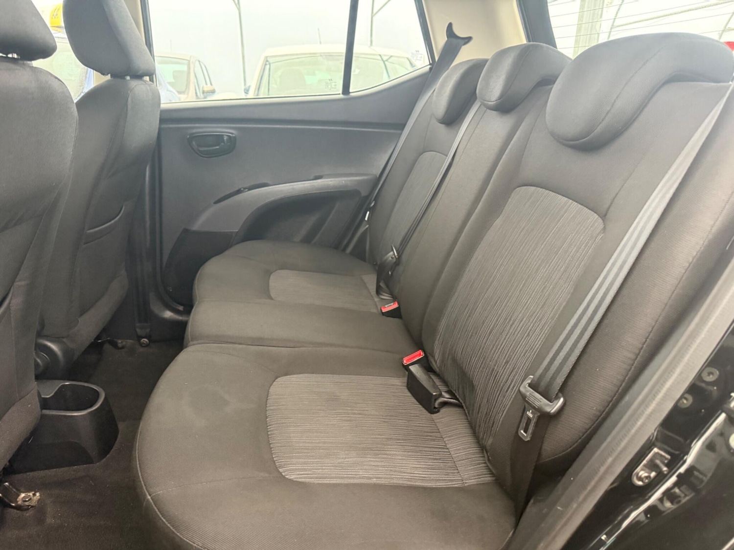 Used Hyundai i10 2013 for sale - 77898177: Photo 25