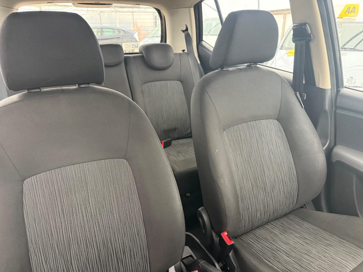 Used Hyundai i10 2013 for sale - 77898177: Photo 54