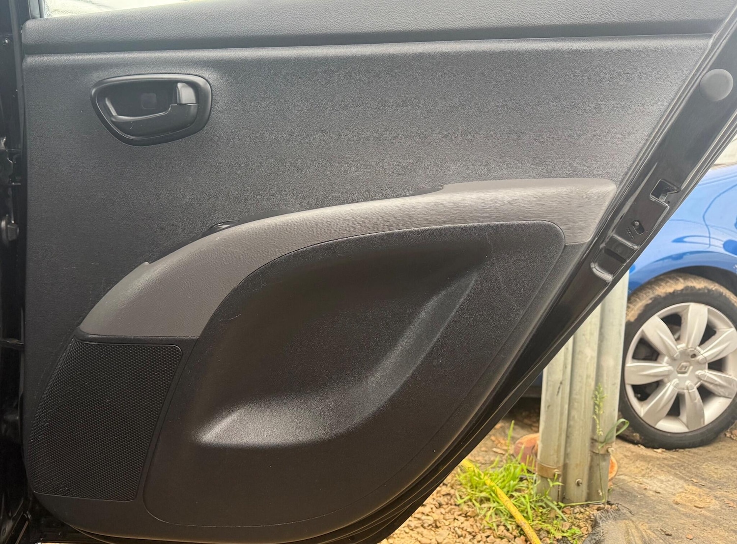 Used Hyundai i10 2013 for sale - 77898177: Photo 74