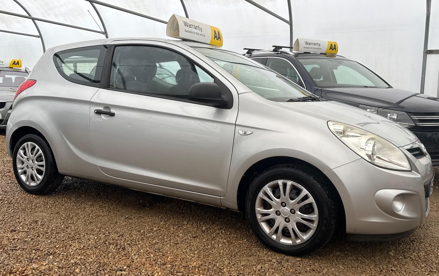 Used Hyundai i20 2010 for sale - 77425590: Photo 29