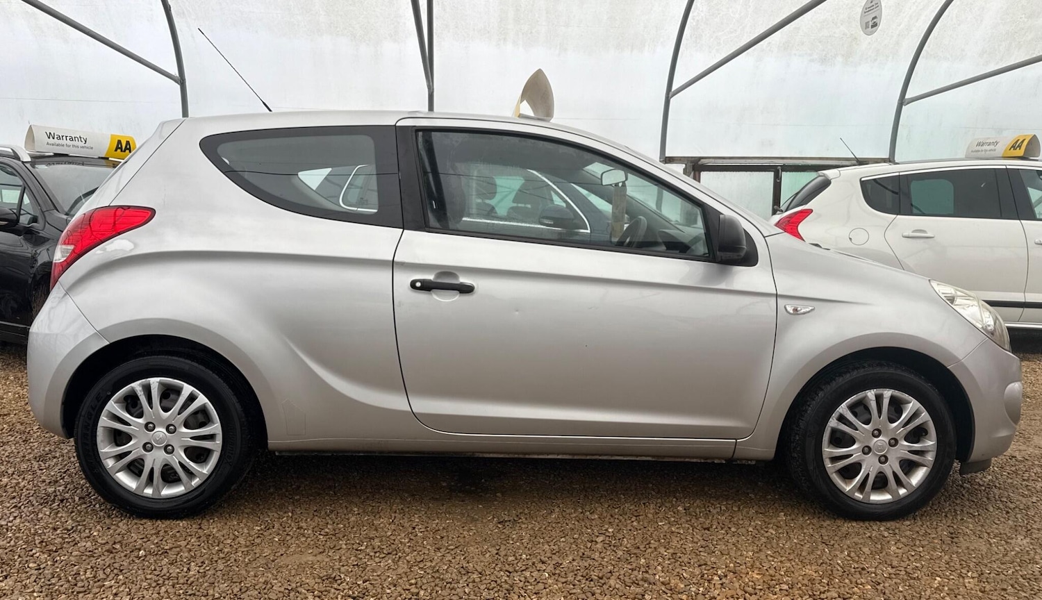 Used Hyundai i20 2010 for sale - 77425590: Photo 5