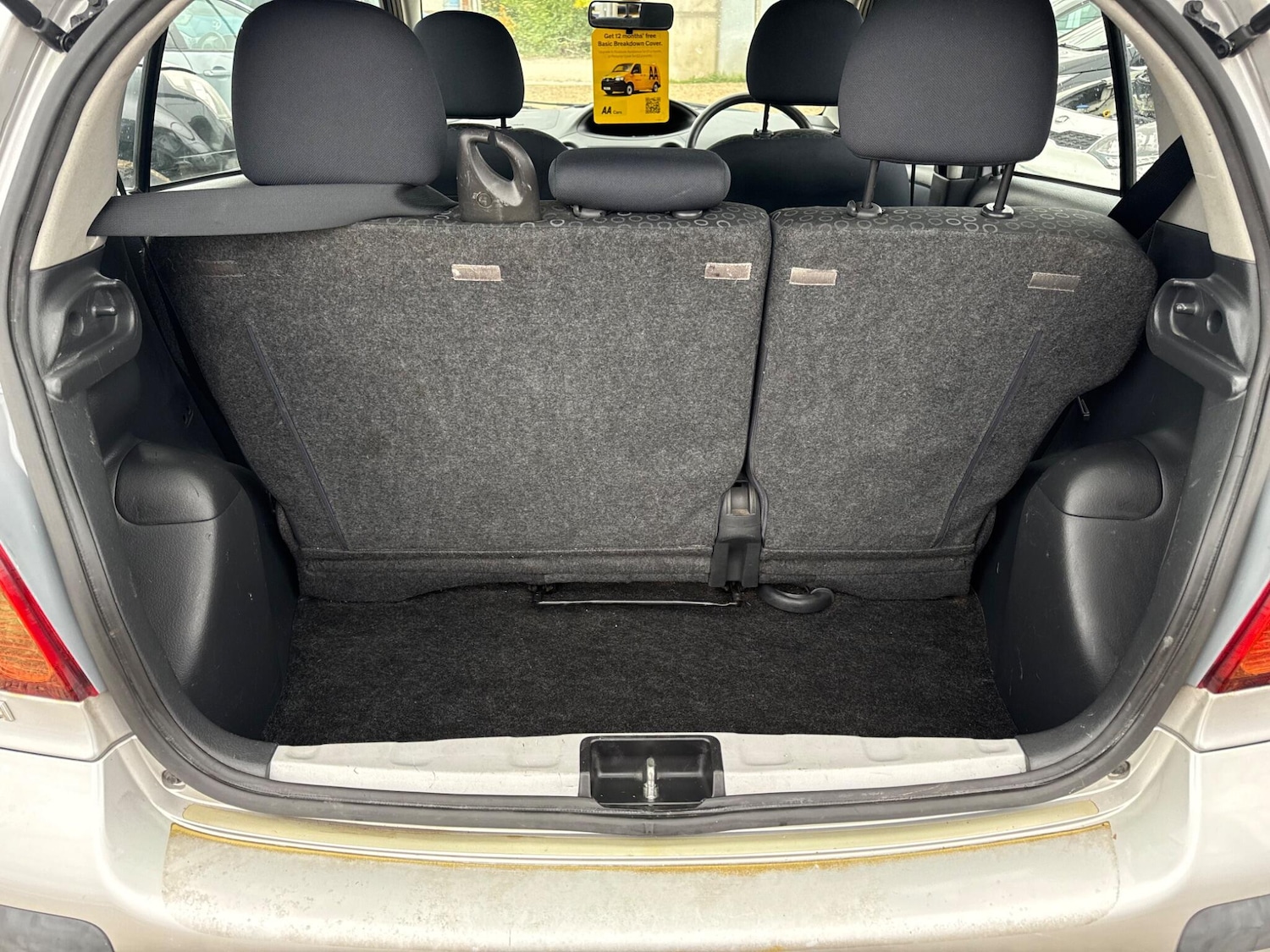 Used Toyota Yaris 2004 for sale - 76239667: Photo 19