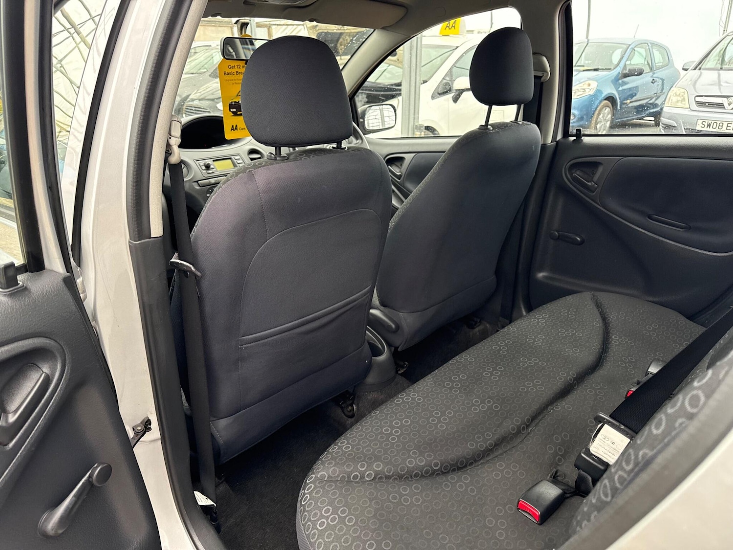 Used Toyota Yaris 2004 for sale - 76239667: Photo 22