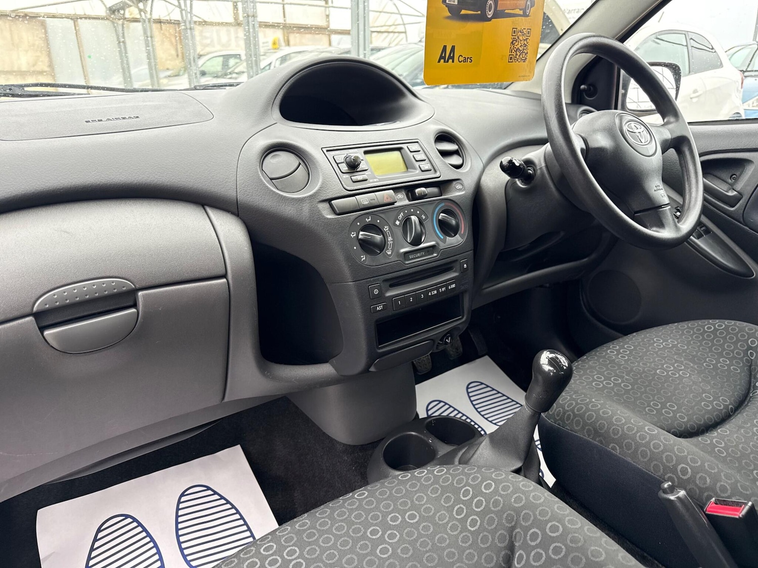 Used Toyota Yaris 2004 for sale - 76239667: Photo 25