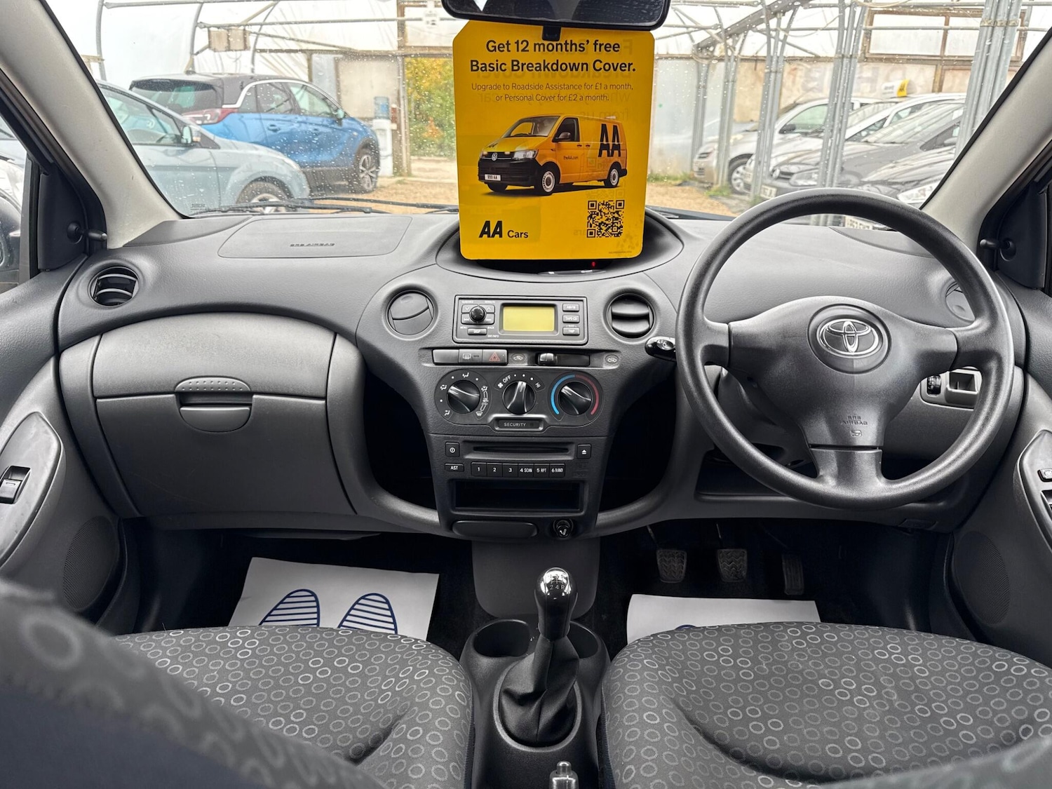 Used Toyota Yaris 2004 for sale - 76239667: Photo 3