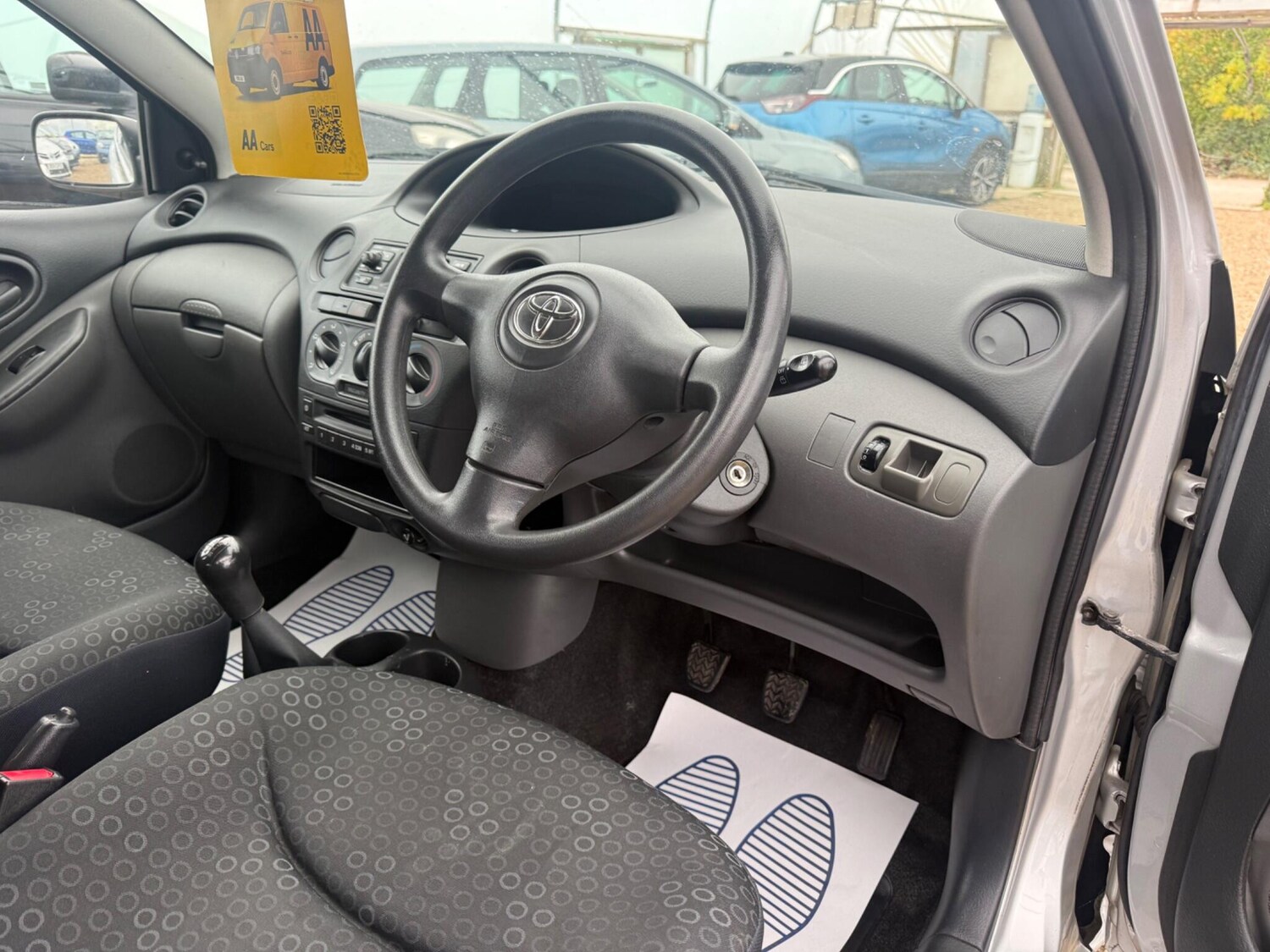 Used Toyota Yaris 2004 for sale - 76239667: Photo 42