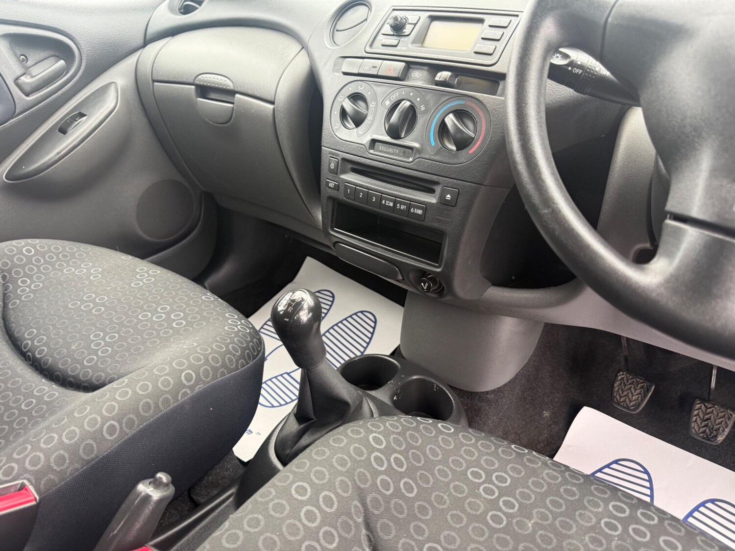 Used Toyota Yaris 2004 for sale - 76239667: Photo 44