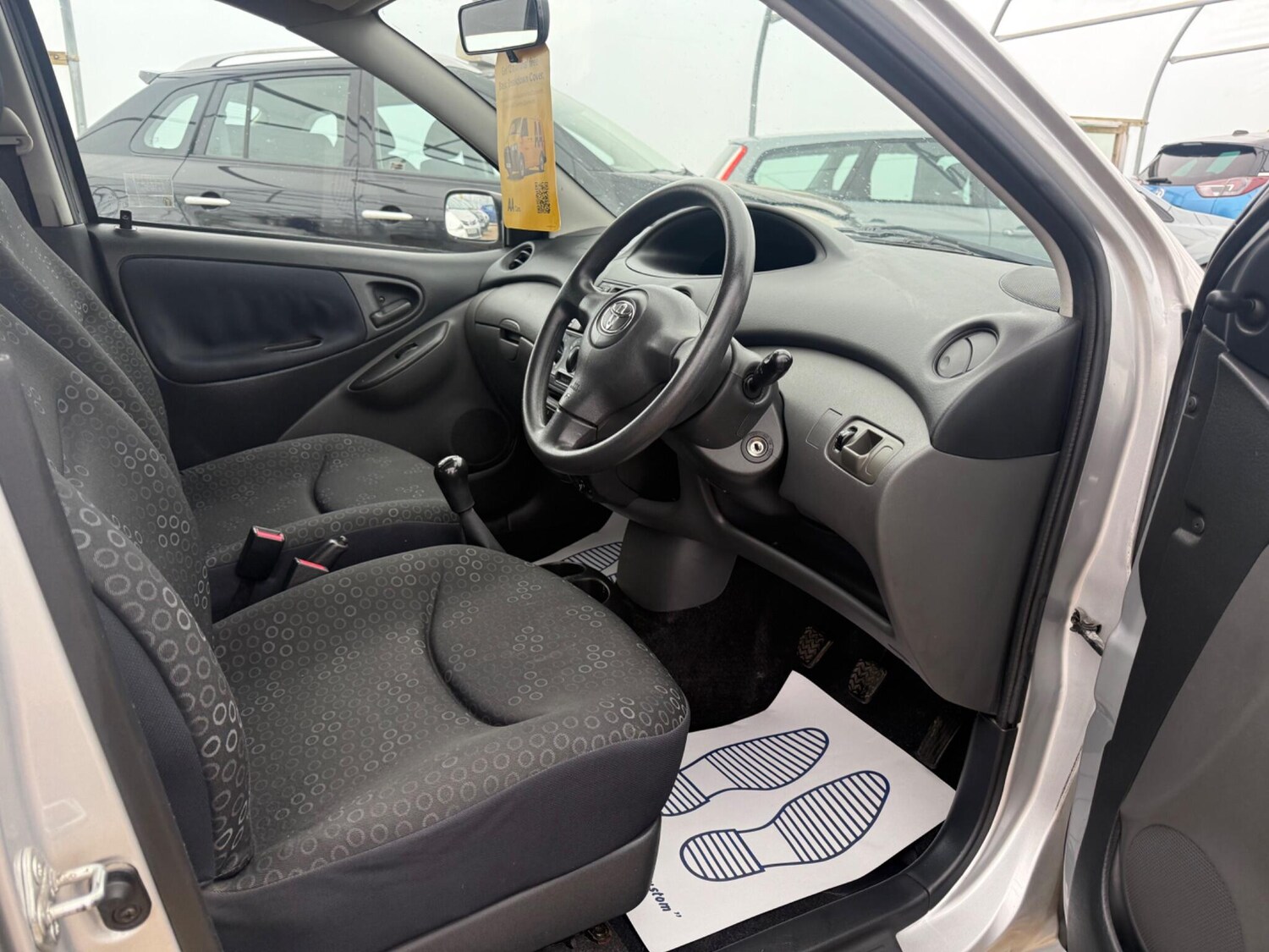 Used Toyota Yaris 2004 for sale - 76239667: Photo 46