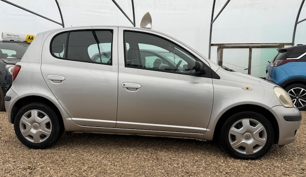 Used Toyota Yaris 2004 for sale - 76239667: Photo 5