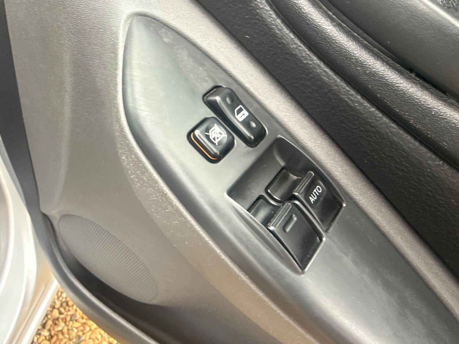 Used Toyota Yaris 2004 for sale - 76239667: Photo 66