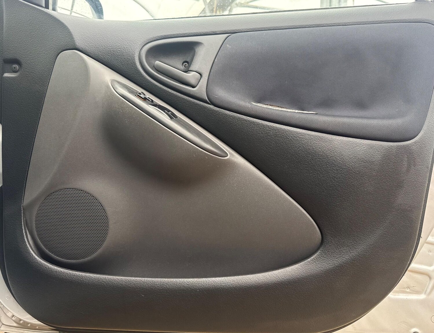 Used Toyota Yaris 2004 for sale - 76239667: Photo 67