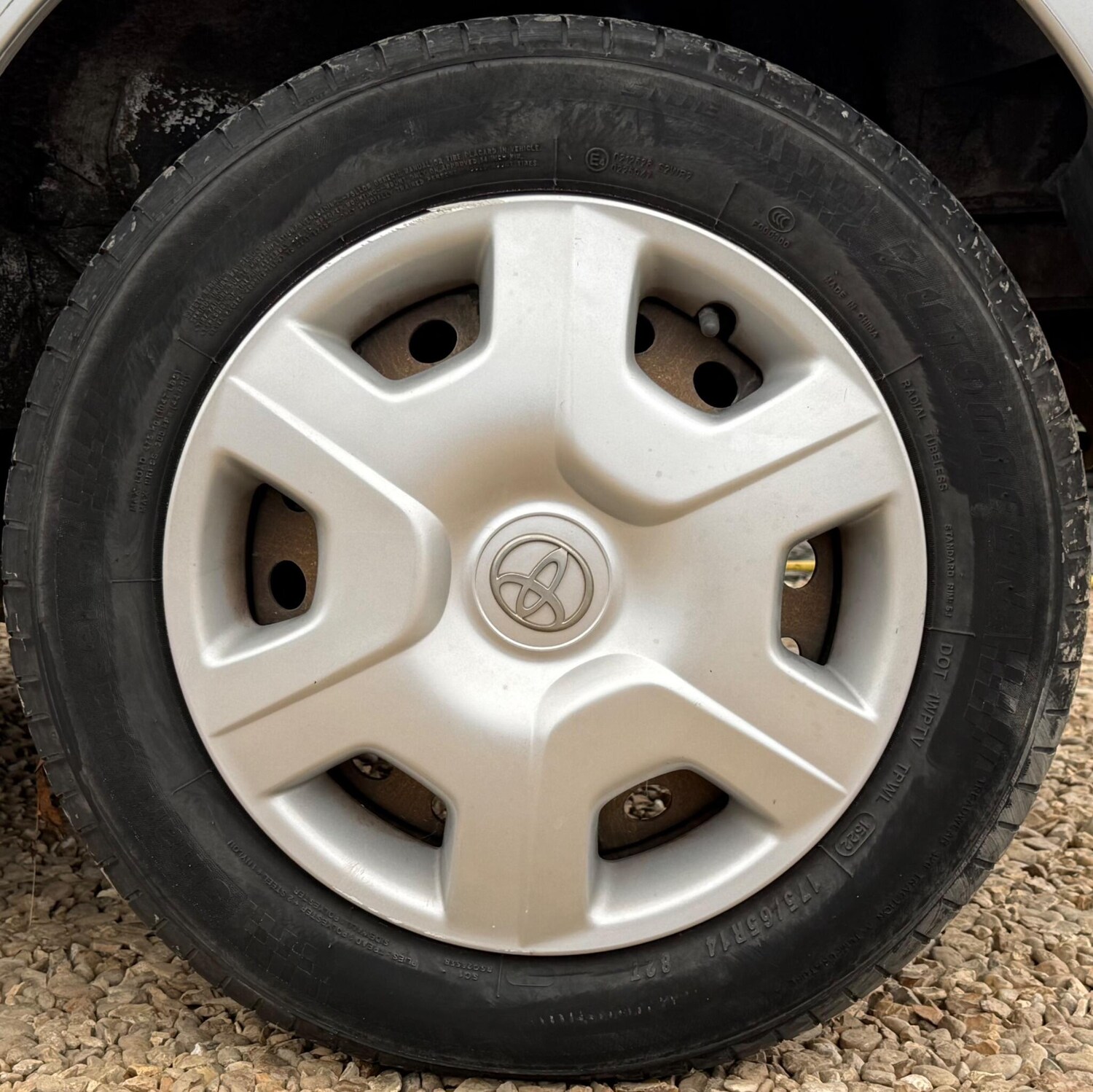 Used Toyota Yaris 2004 for sale - 76239667: Photo 80