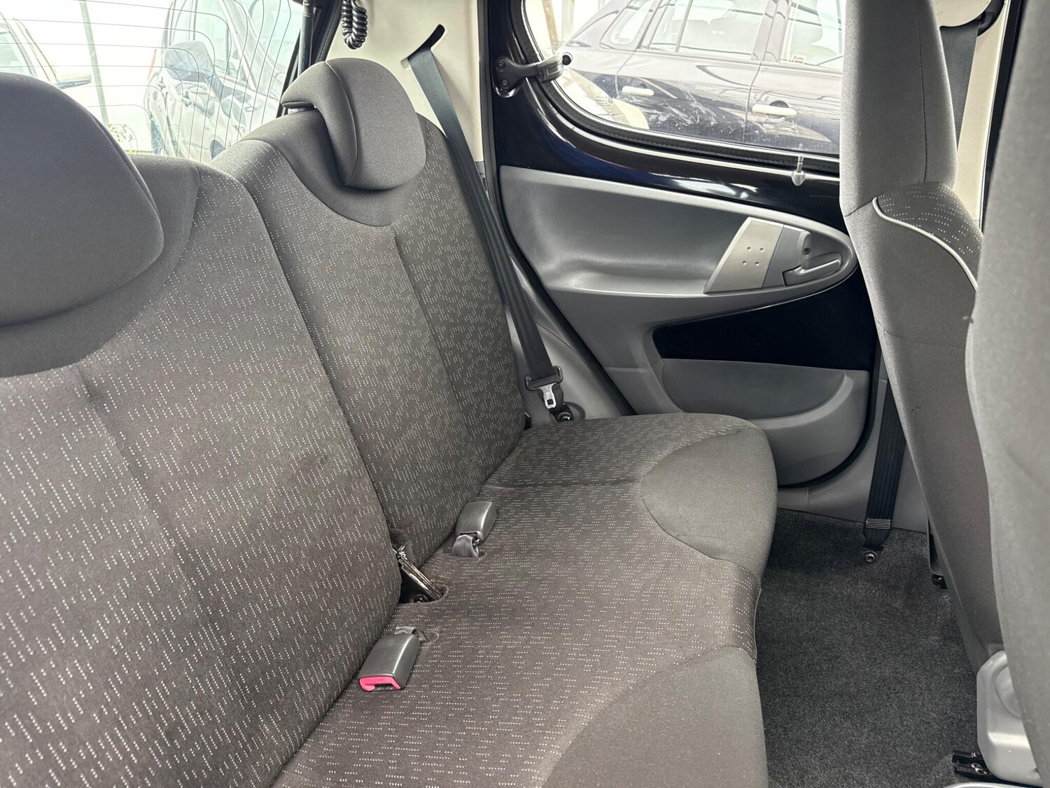 Used Peugeot 107 2011 for sale - 76012348: Photo 16