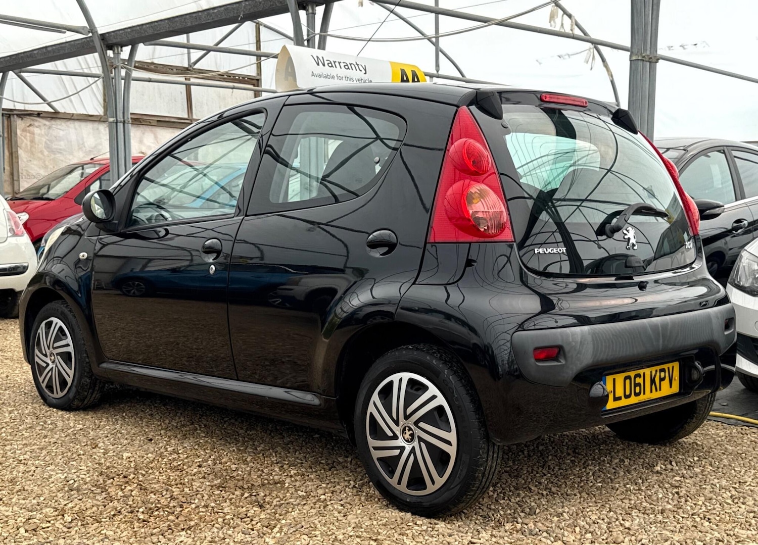 Used Peugeot 107 2011 for sale - 76012348: Photo 2