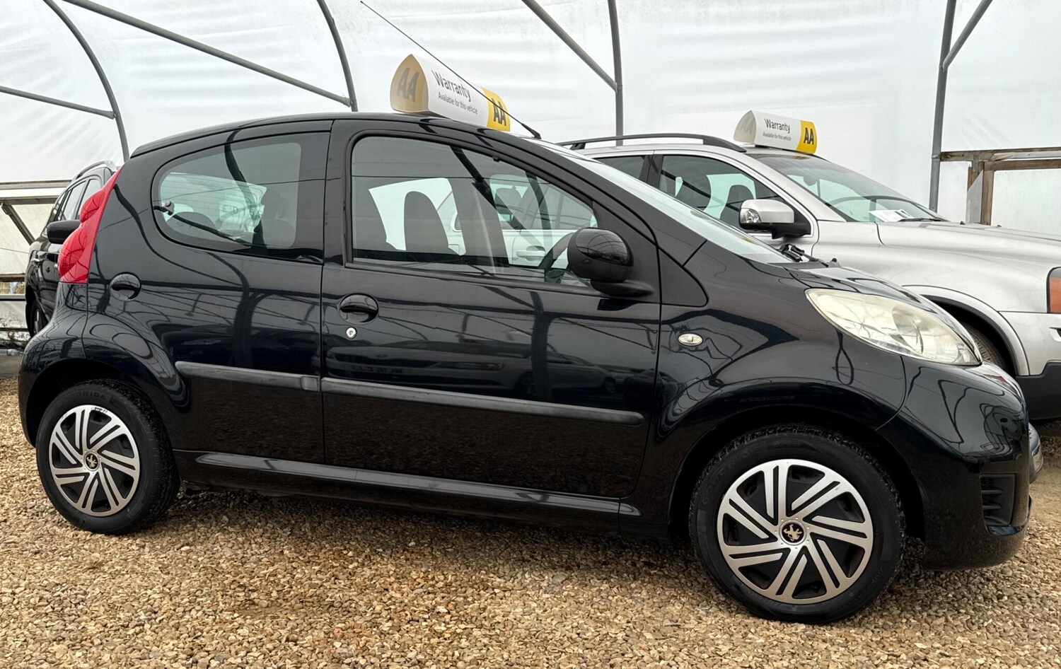 Used Peugeot 107 2011 for sale - 76012348: Photo 27