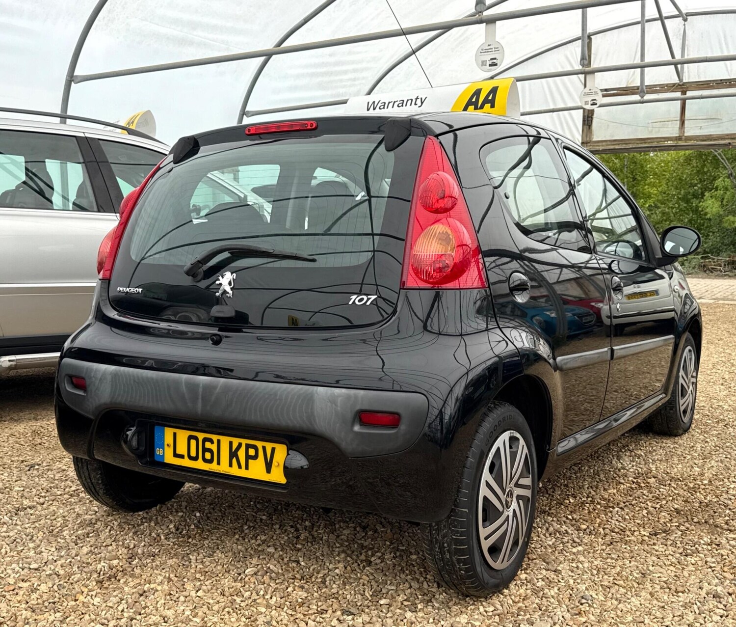 Used Peugeot 107 2011 for sale - 76012348: Photo 30