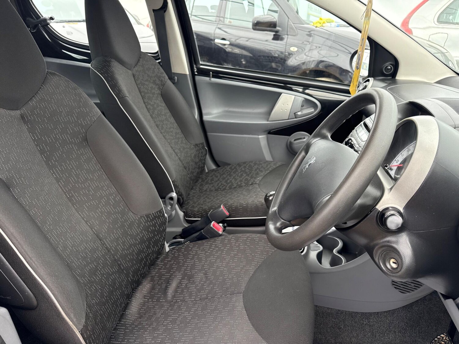 Used Peugeot 107 2011 for sale - 76012348: Photo 45