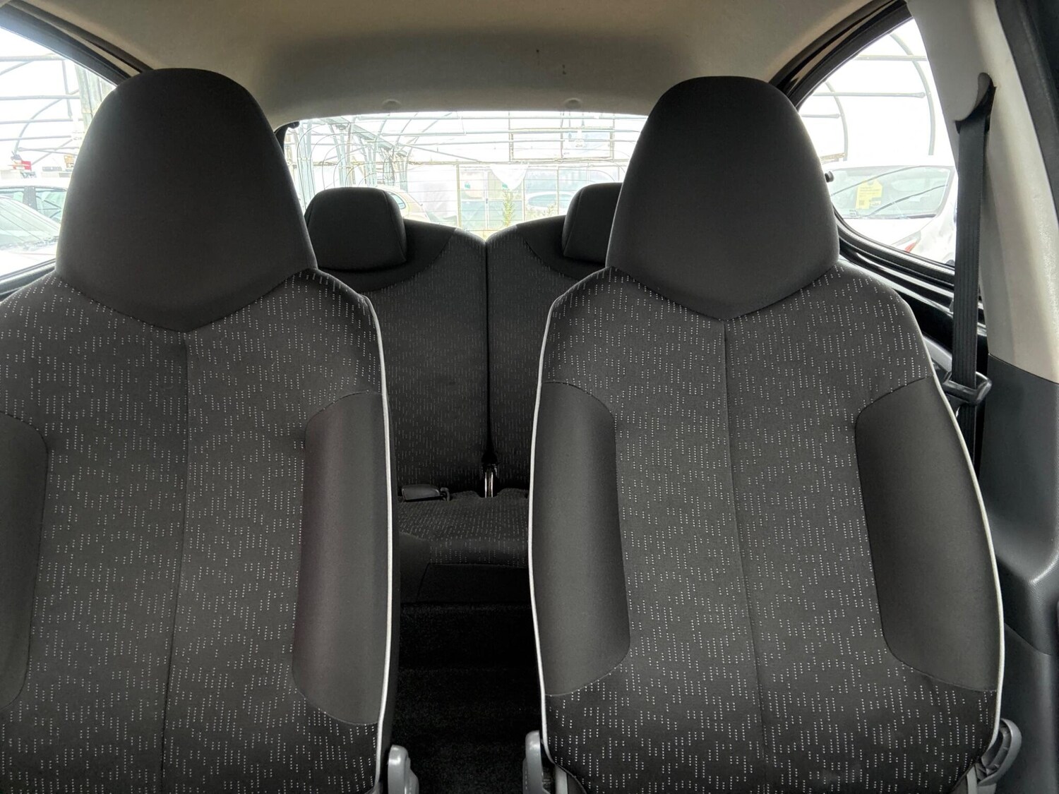 Used Peugeot 107 2011 for sale - 76012348: Photo 47