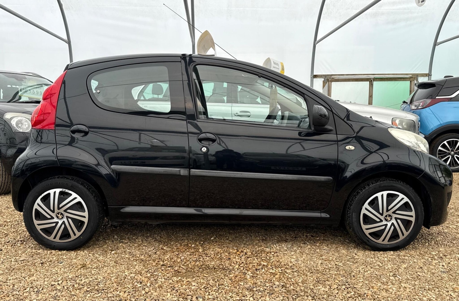 Used Peugeot 107 2011 for sale - 76012348: Photo 5