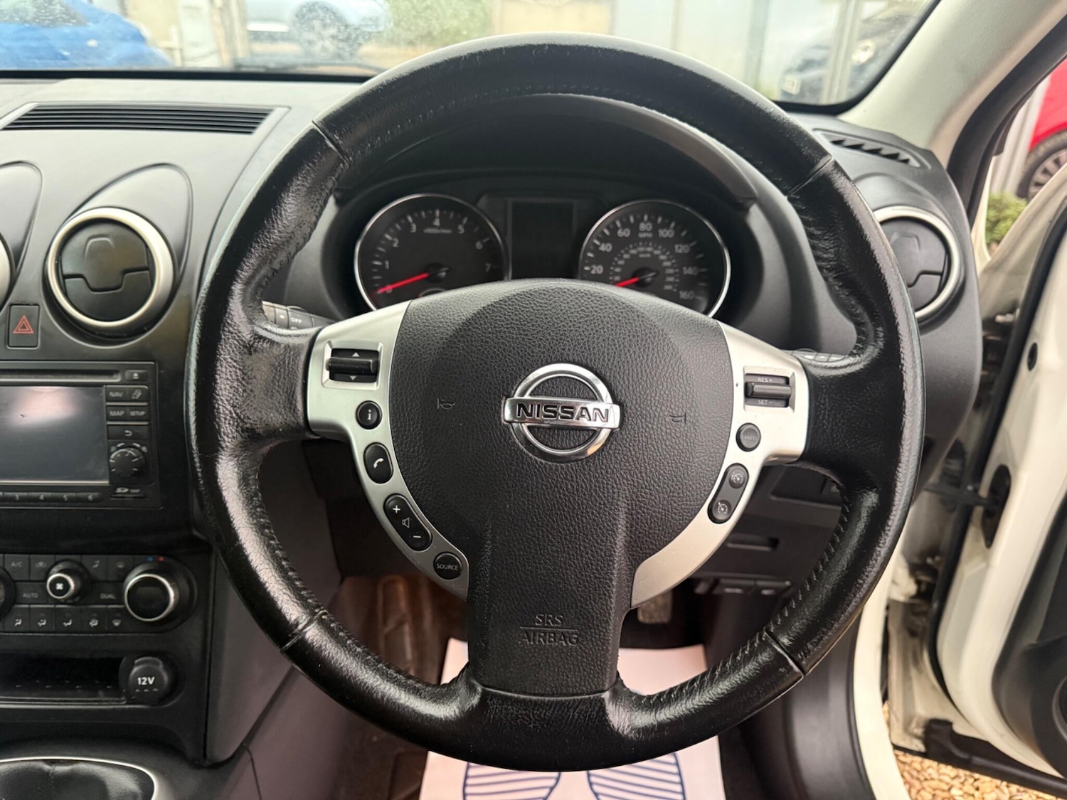 Used Nissan Qashqai 2011 for sale - 76990685: Photo 74