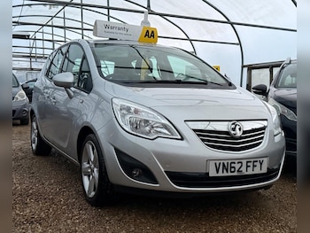 2012 (62) - 1.4i 16V Tech Line 5dr